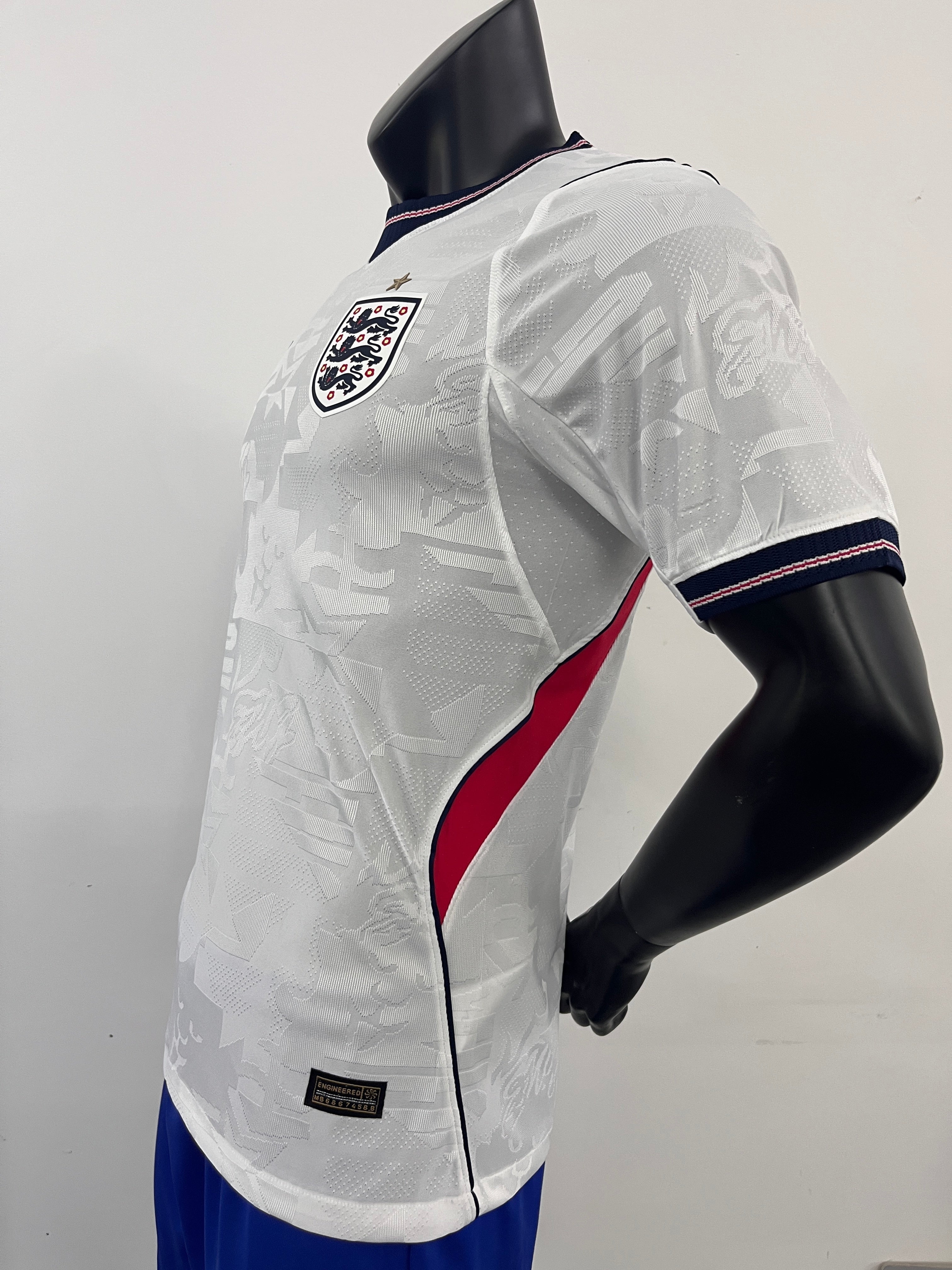 ENGLAND 26/27