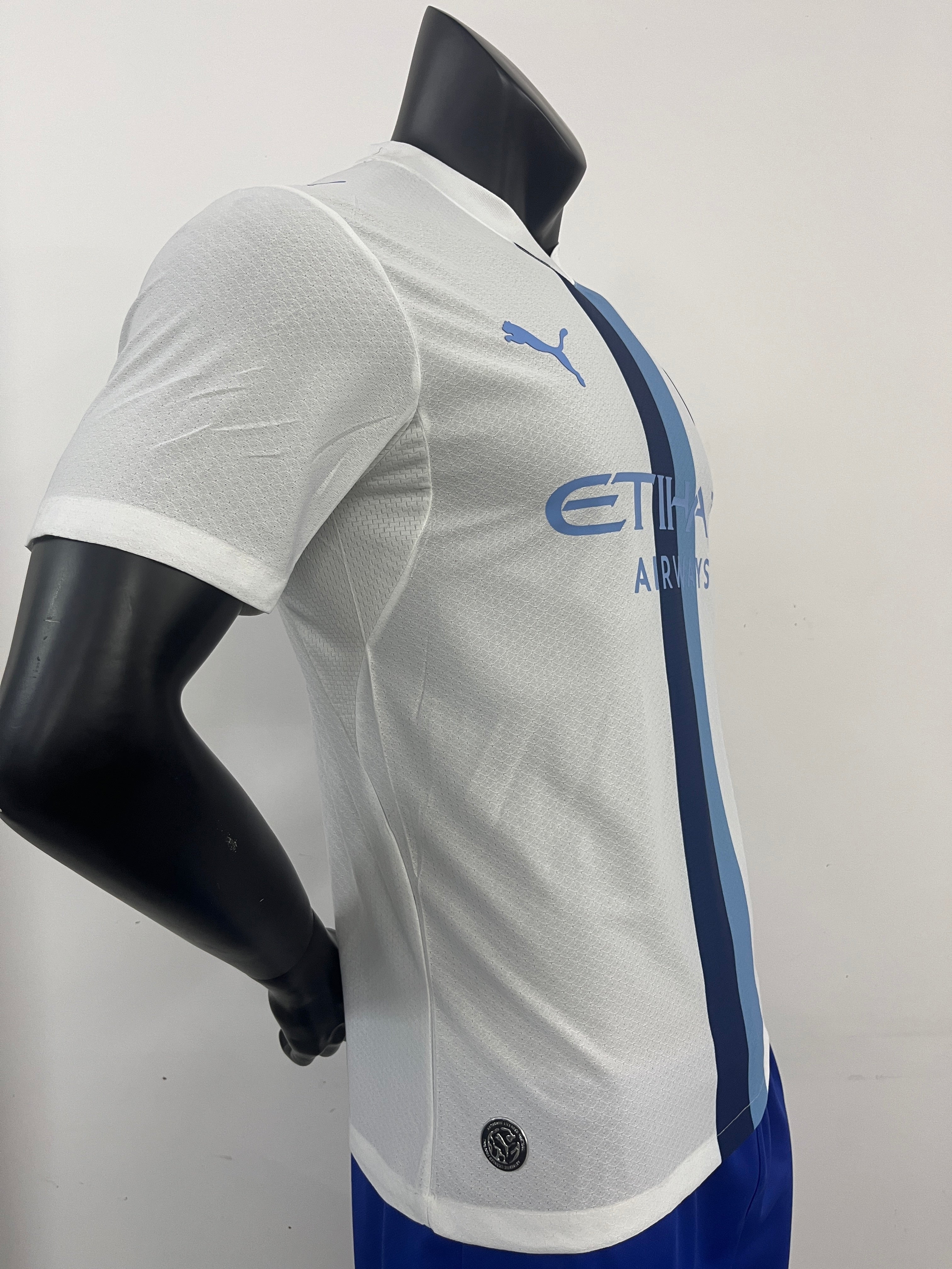 MAN CITY THIRD 26/27